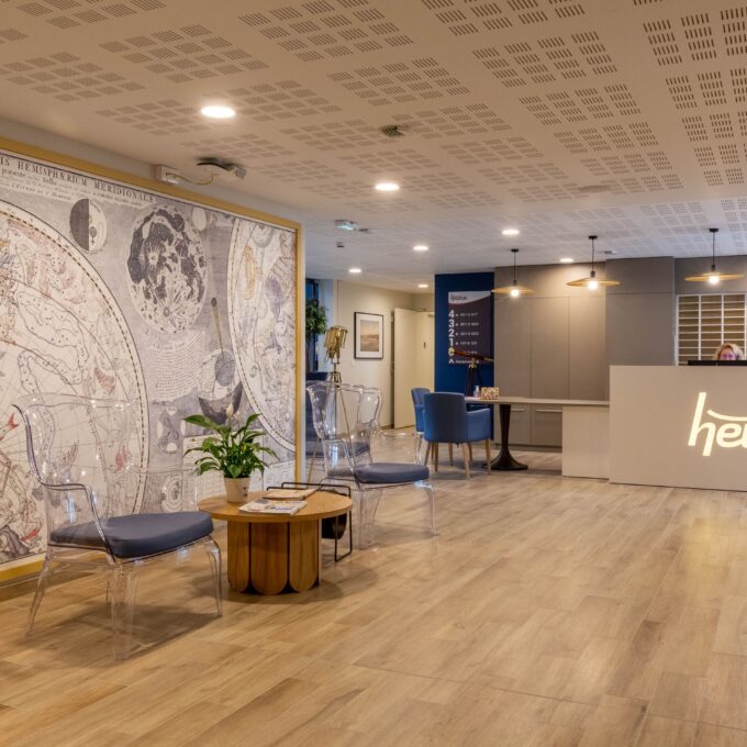 https://www.heurus.com/wp-content/uploads/2022/07/media-90659685-010-min-scaled.jpg